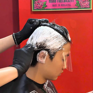 tìm một tiệm cắt tóc đẹp quận 3, tiệm cắt tóc đẹp quận 5, hay thậm chí là tiệm cắt tóc đẹp Tân Bình,