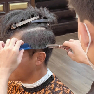 Highfive Barbershop, Tiệm hớt tóc Highfive, cá nhân hoá kiểu tóc, cắt tóc nam, tiệm tóc nam, tiệm cắ