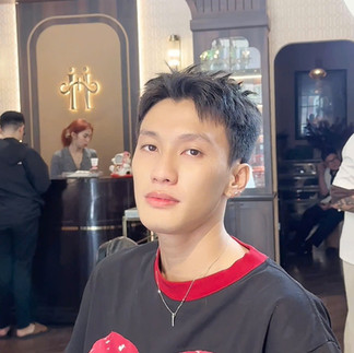 bespoke barbering, bespokecoloring, bespoke home service, cắt tóc tận nơi, cắt tóc tận nhà, barber home service, cạo râu khăn nóng, barber, barbershop, tiệm tóc nam, cắt tóc nam, tiệm hớt tóc, hớt tóc nam, tóc nam đẹp, tiệm cắt tóc quận 3, tiệm tóc quận 10, tiệm tóc quận 5, tóc nam lịch sự, tóc nam cổ điển, cắt tóc, nhuộm tóc nam, uốn tóc, ép side