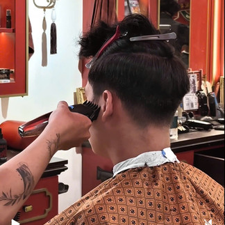 Highfive Barbershop, Tiệm hớt tóc Highfive, cá nhân hoá kiểu tóc, cắt tóc nam, tiệm tóc nam, tiệm cắ