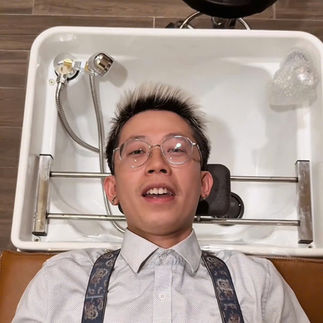 bespoke barbering, bespokecoloring, bespoke home service, cắt tóc tận nơi, cắt tóc tận nhà, barber home service, cạo râu khăn nóng, barber, barbershop, tiệm tóc nam, cắt tóc nam, tiệm hớt tóc, hớt tóc nam, tóc nam đẹp, tiệm cắt tóc quận 3, tiệm tóc quận 10, tiệm tóc quận 5, tóc nam lịch sự, tóc nam cổ điển, cắt tóc, nhuộm tóc nam, uốn tóc, ép side