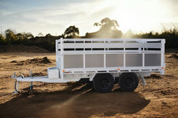 UNIVERSAL CRATE TRAILER