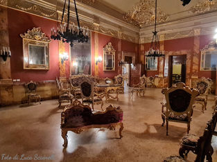 L'anno che è già qua, fra un anno passerà e speriamo non sia passato invano.