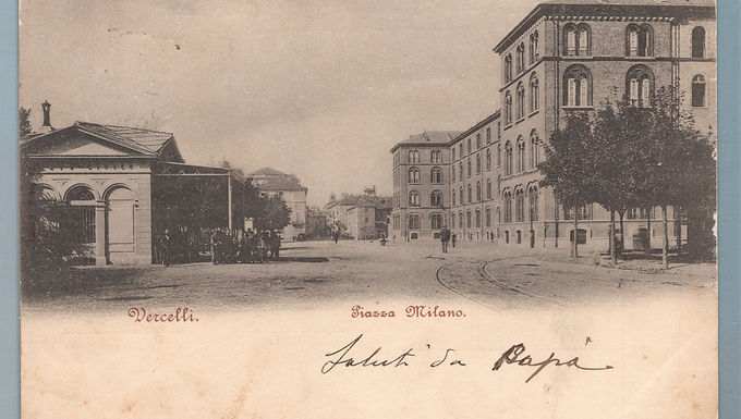 1AVC.L750A33 Vercelli Piazza Milano. viagg