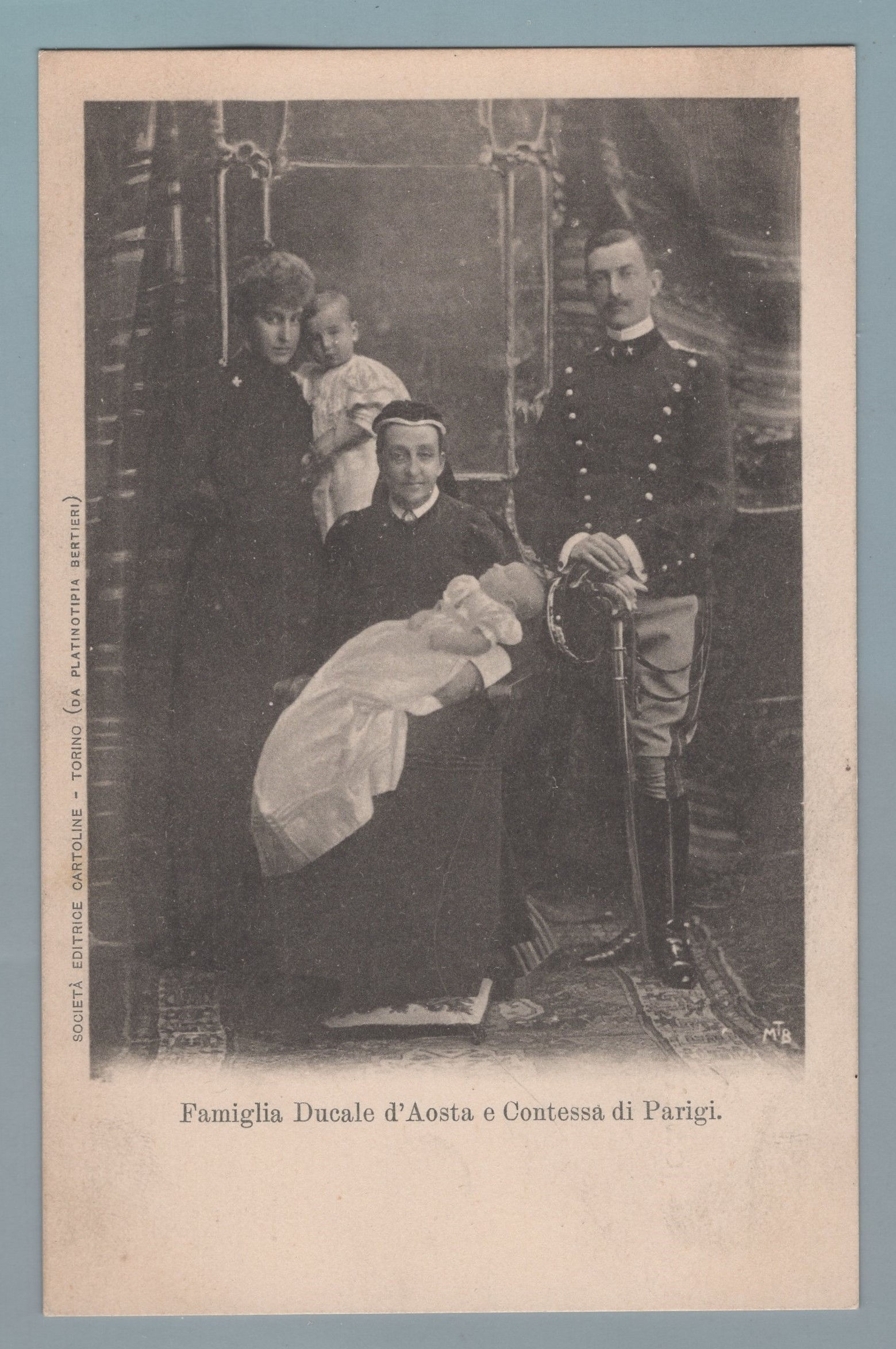 2C01ZZ Cart. Prop. Monarch.: Famiglia ducale d'Aosta e Contessa di Parigi