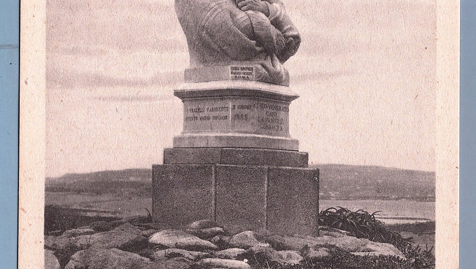 1ACNB692A26 Caprera . Monumento a Garibaldinuova