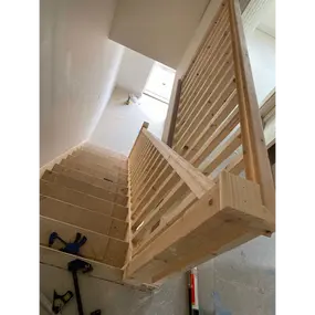 A picture of a wooden staircase 