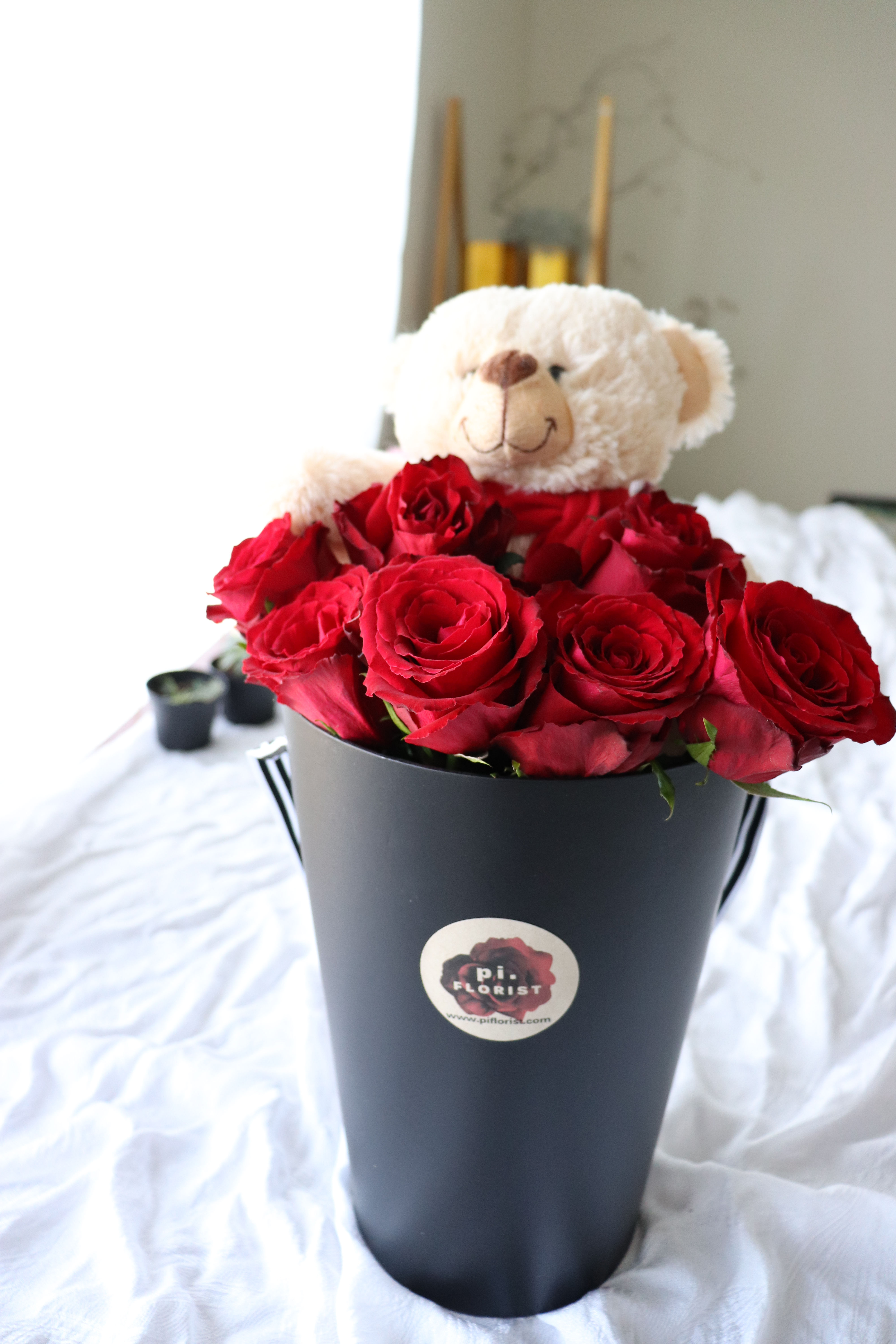 Rose with Teddy_long box