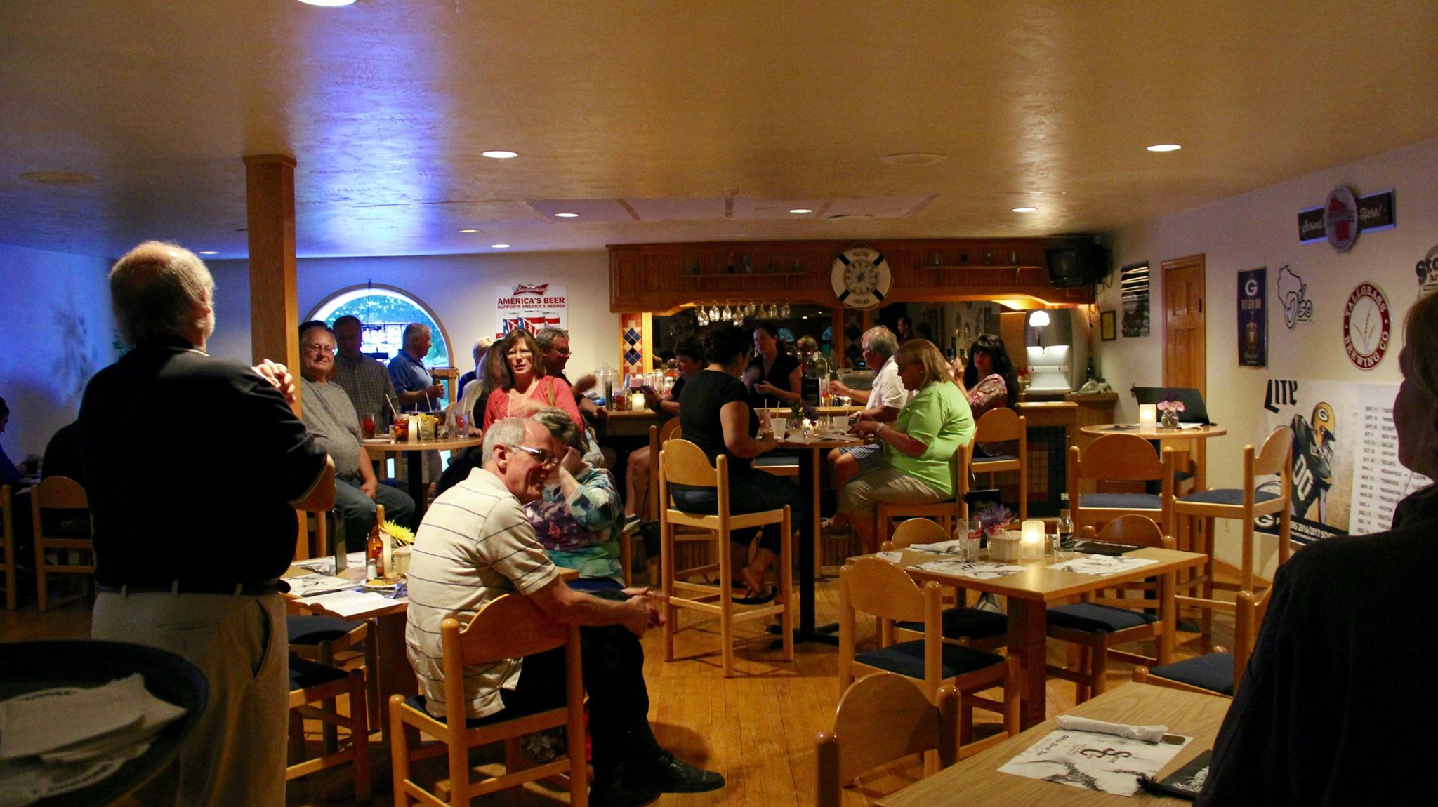 Restaurant Sturgeon Bay Samuelson's Creek Pub & Grill