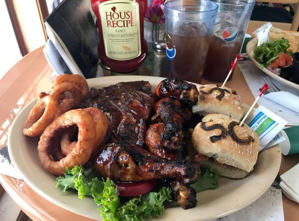 Restaurant Sturgeon Bay Samuelson's Creek Pub & Grill