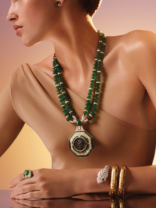 영원에 대한 찬가, 불가리 에테르나