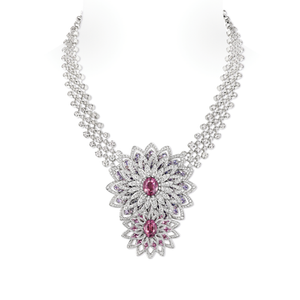 (왼) 구찌, (오) 쇼메.