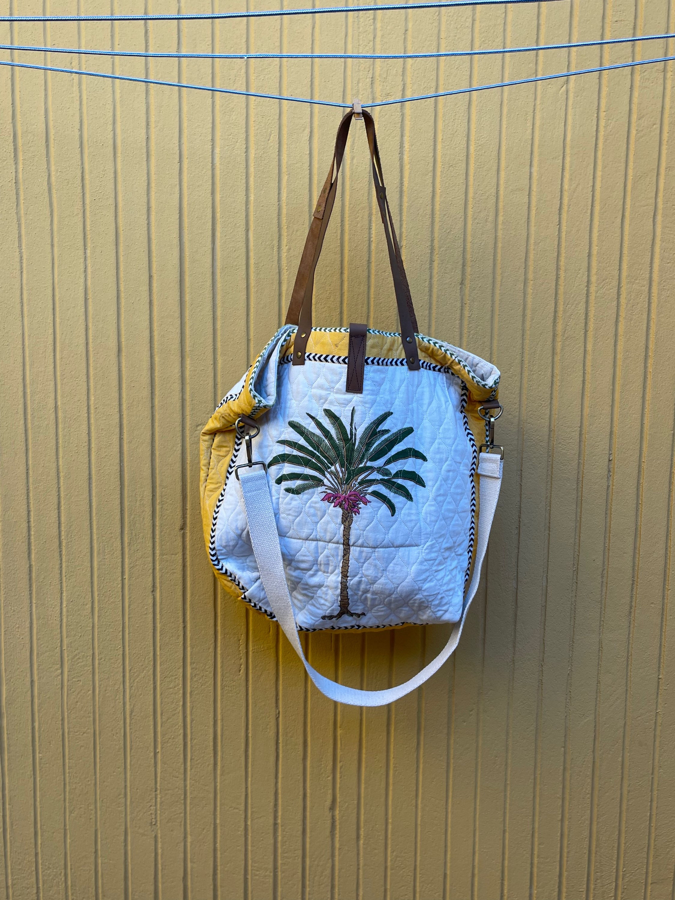 Bolsa de tela asas cuero y amarillo palmera