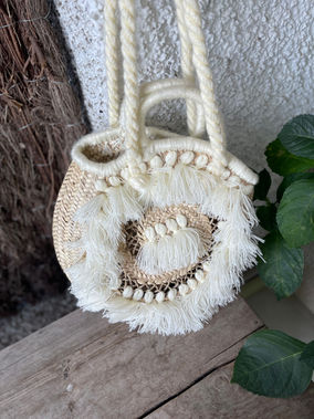 Cesto Mimbre con Flecos