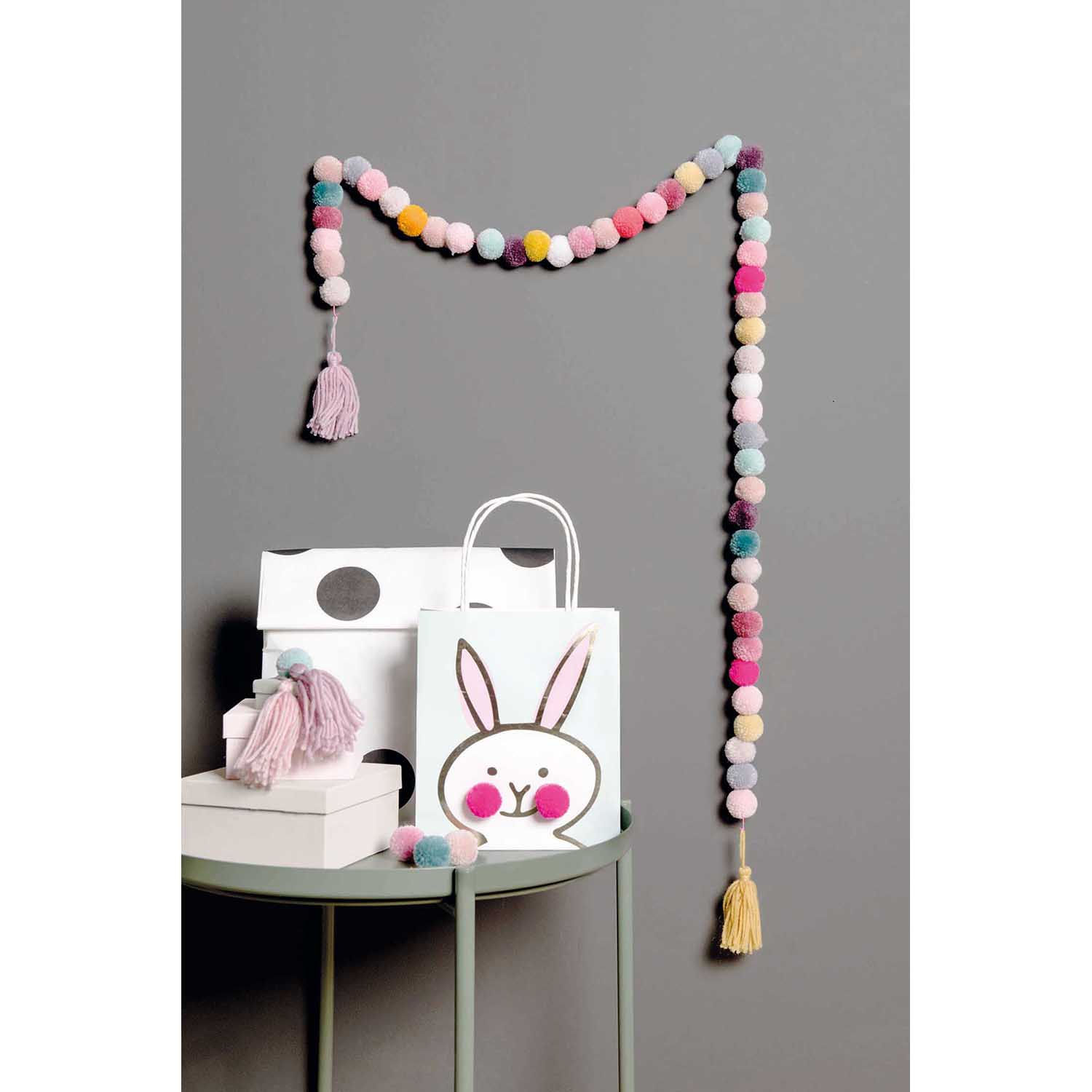 PomPoms für Geburtstagskrone