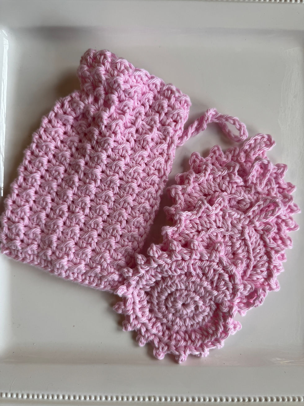Soap Saver Bag & Make-up Removing Face Pads Set