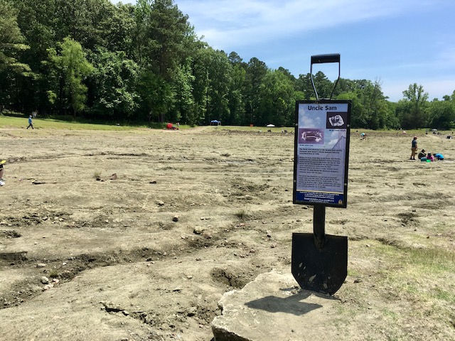 Uncle Sam Diamond was found here | www.gemstonedetective.com
