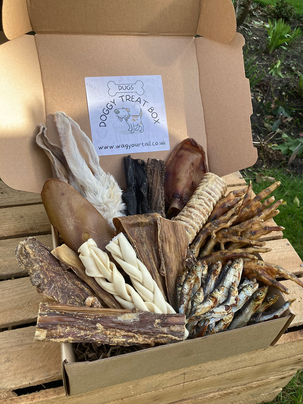 Thumbnail: Natural Grazing Treat Box Large - 100% Natural, Healthy, Nutritious Treats