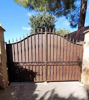 Portail sur mesure fer forgé