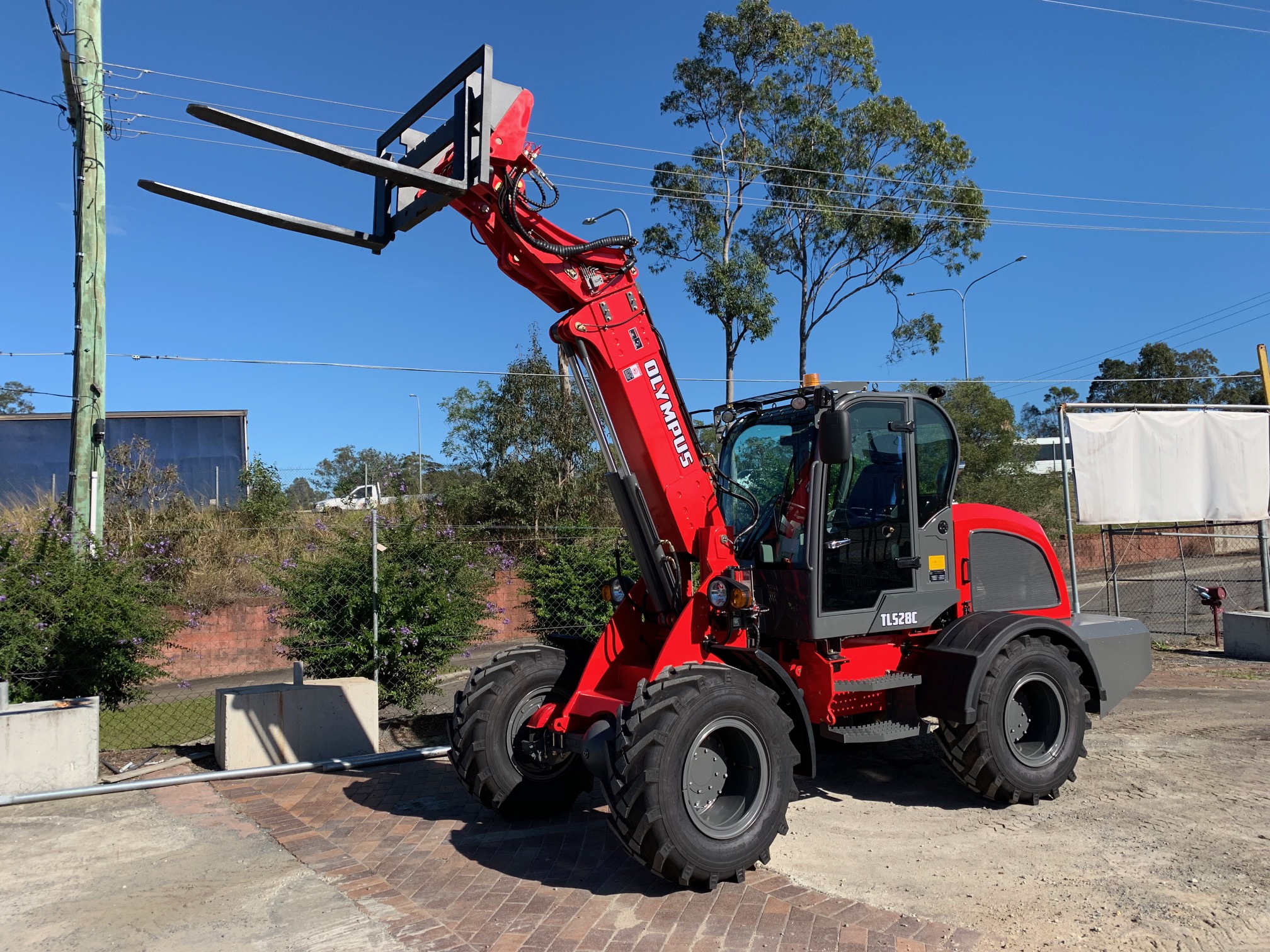 TL528 Olympus Loaders