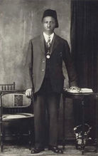 2022-10-19 22.21.54-2.jpg