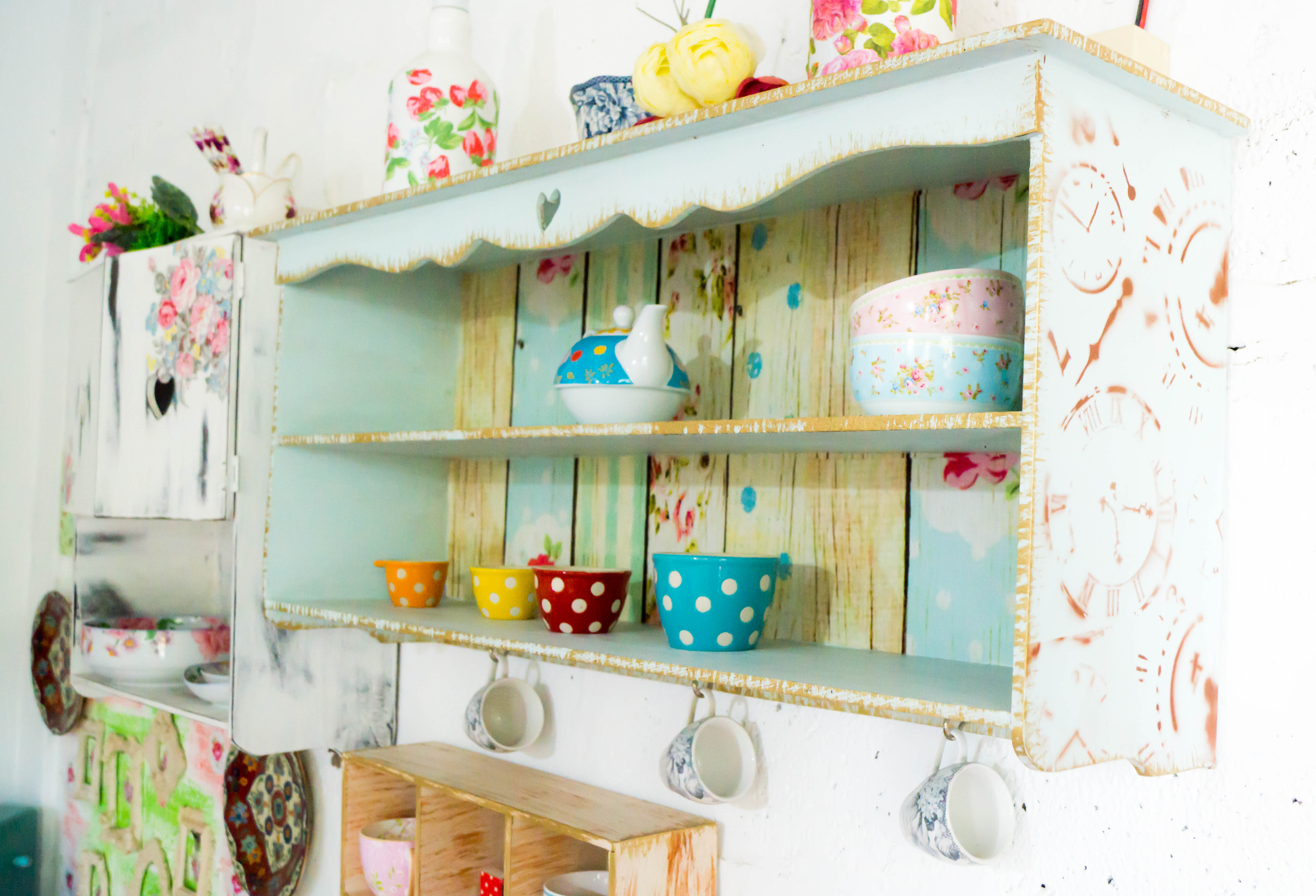 Shabby Wall Decoration