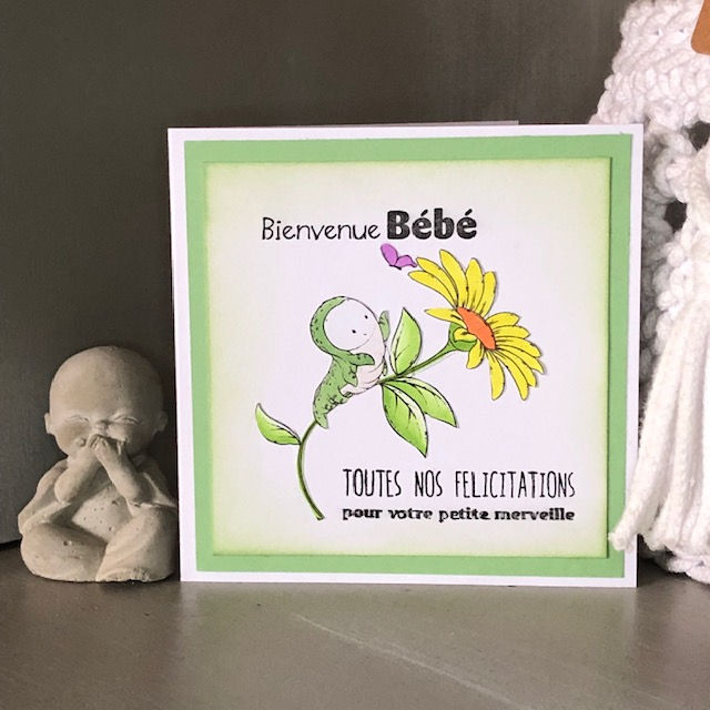 Carte Bienvenue Bébé, avec une petite chenille
