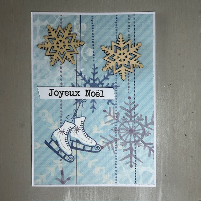 Miniature : Carte avec des patins à glace et des flocons en bois, avec texte à choix: