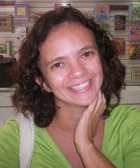 Cleo Rolim escritora