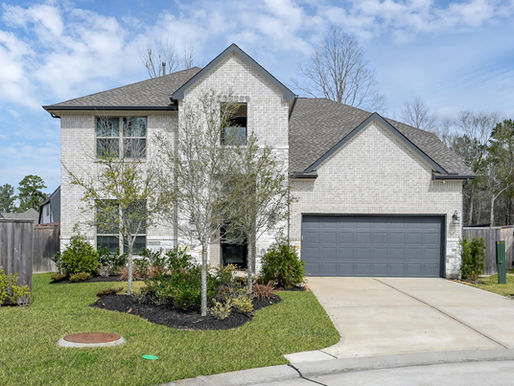 Move-Up Listing in The Crest in Woodforest