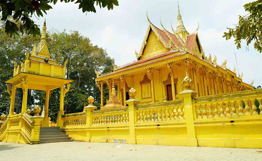 Địa chỉ cầu tài lộc - Đình Bốn Mặt