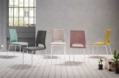 Silla  patas de metal diseño actual