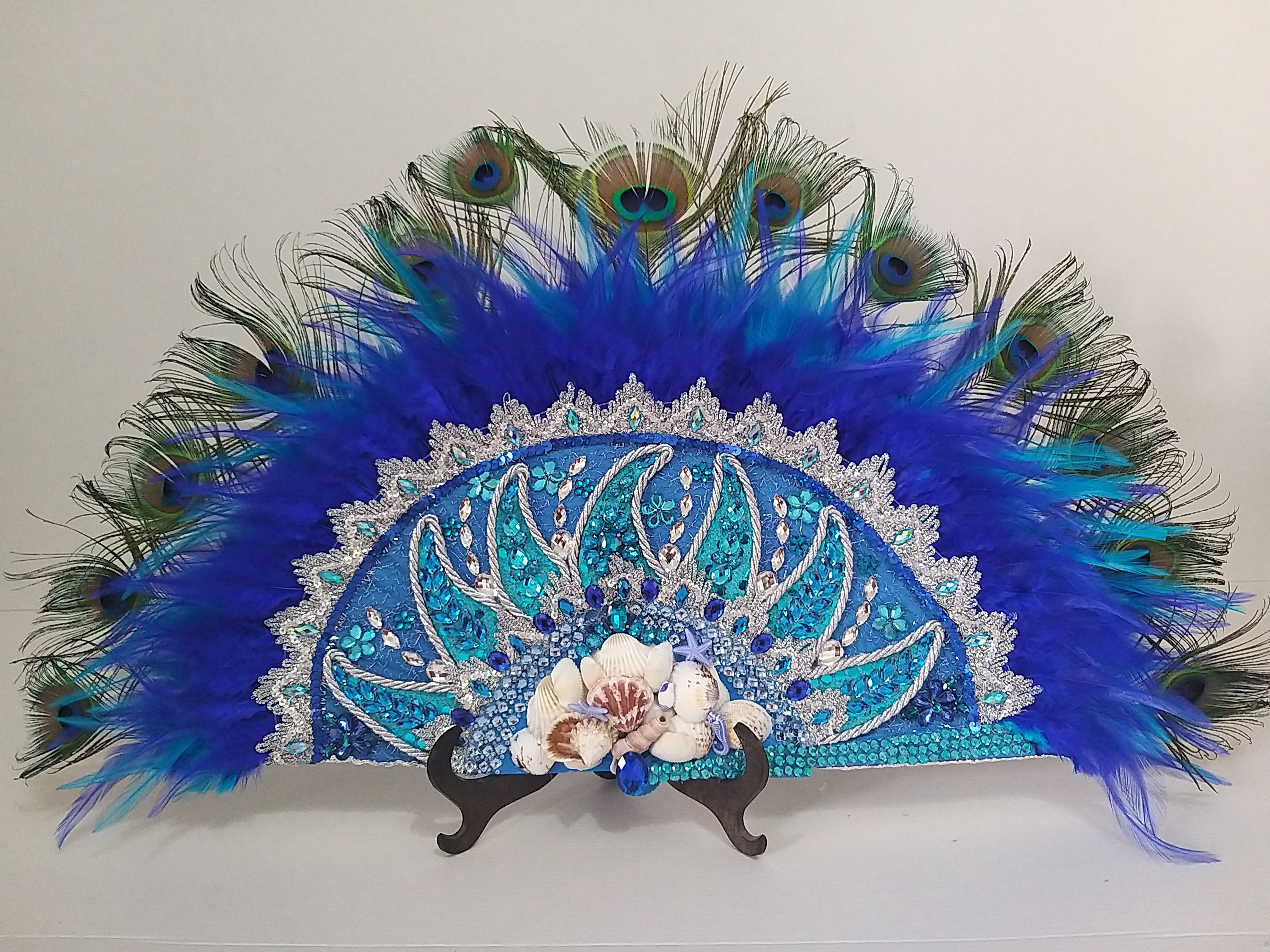 ABANICO DE PLUMAS PARA YEMAYA