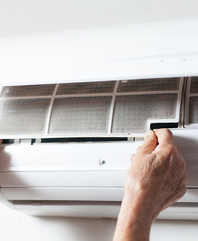 Austauschen eines Filders der Klimaanlage