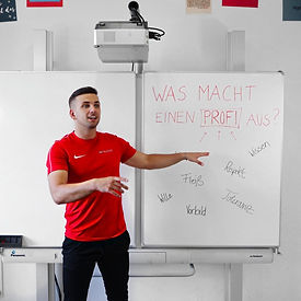 Kopie von 10 FAKTEN ZUR sportelite.jpeg