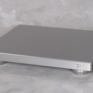 HRS E1 isolation base