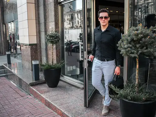 Redefining Class With Stylish Men’s Dress Shirts