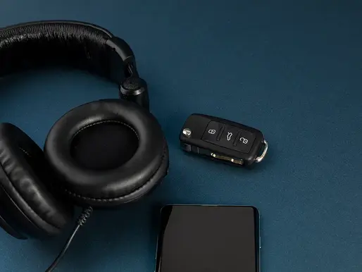 Noise-Canceling Car Headsets: A Game Changer for Long Drives