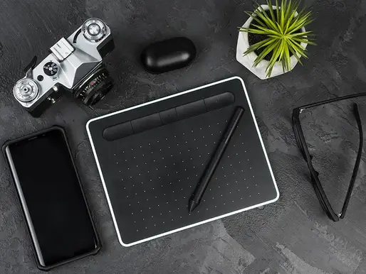 Exploring the Features of Modern Multi-Device Styluses