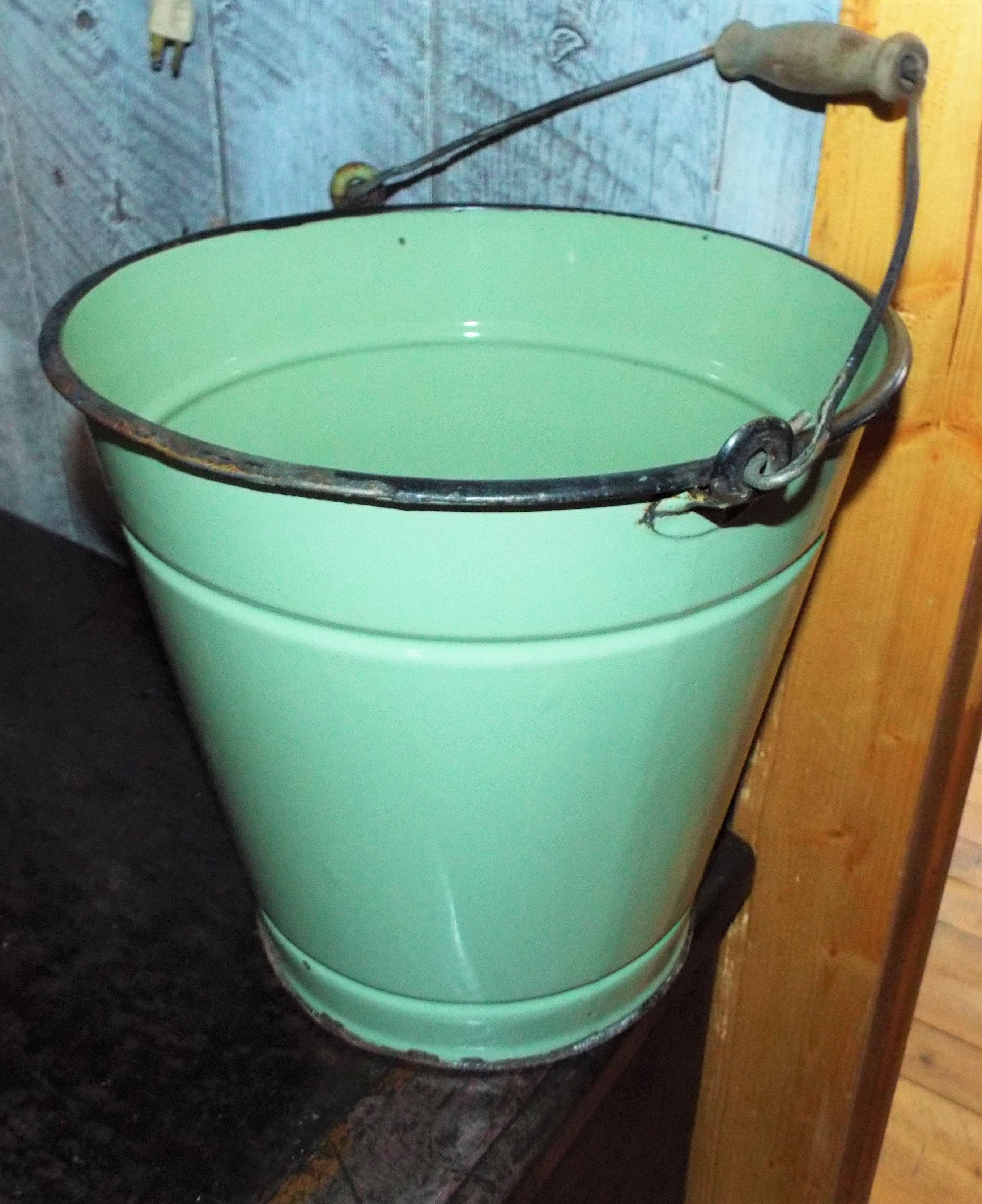 4716 Chaudière en émail