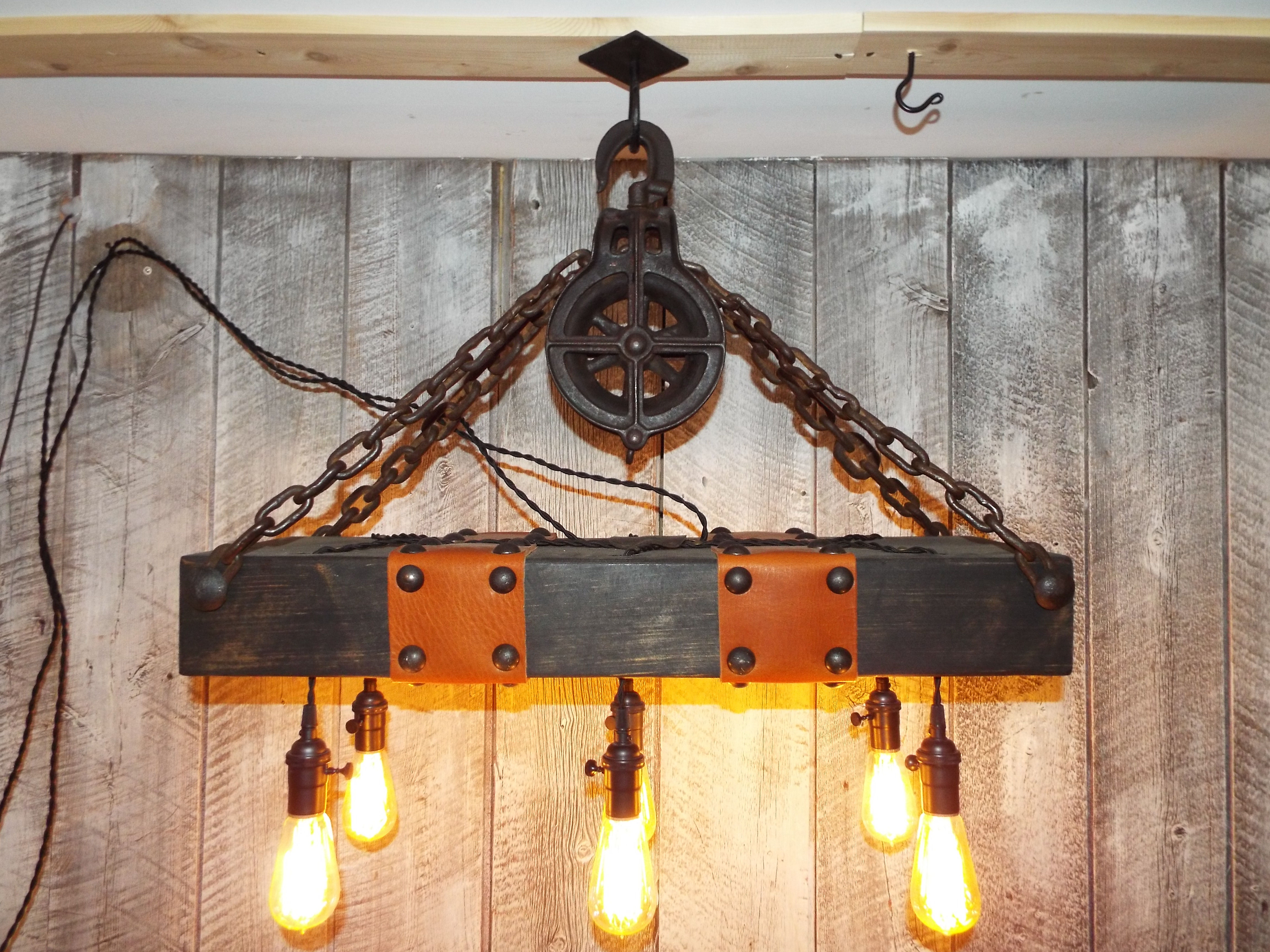 5168 Luminaire rustique