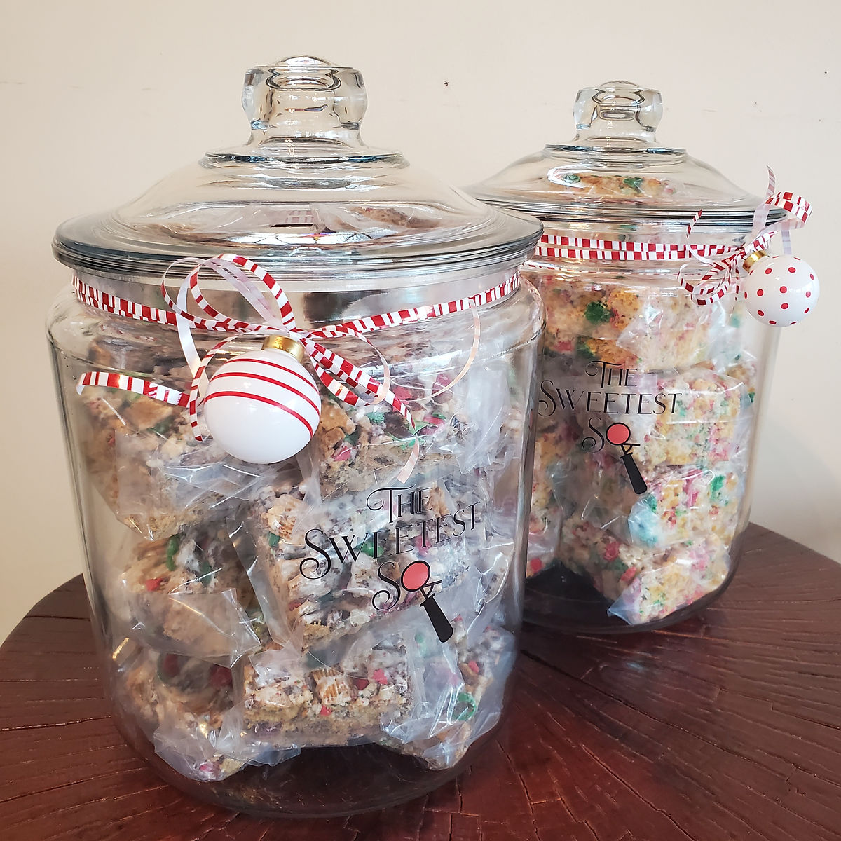 Krispy Treats Holiday Jar
