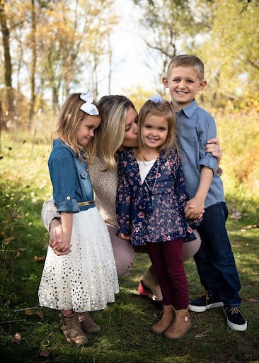 family-portrait-mother-with-two-daughters-and-son