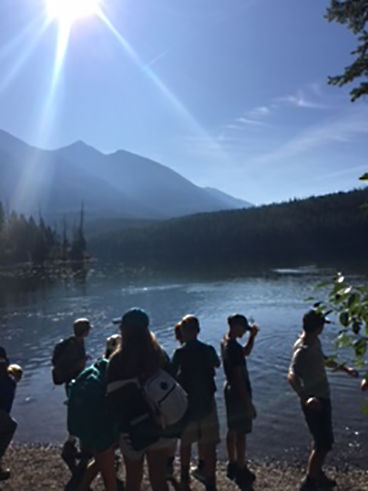 SWAN RIVER SCHOOL
Students hike to Holland Lake