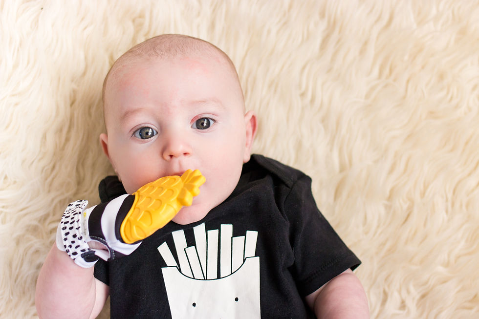 Thumbnail: Teething Mitt - Pineapple