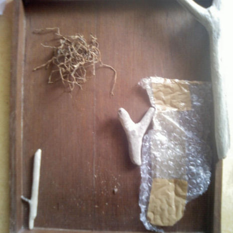 오브제, 나무판에 오브제 Object on Wooden Panel, 2018