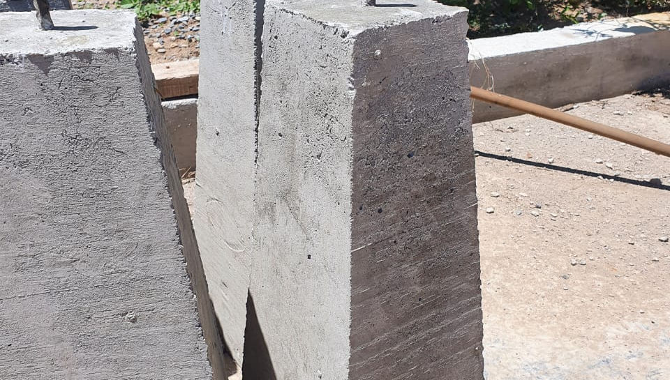 Mojoneras de concreto - Epreco