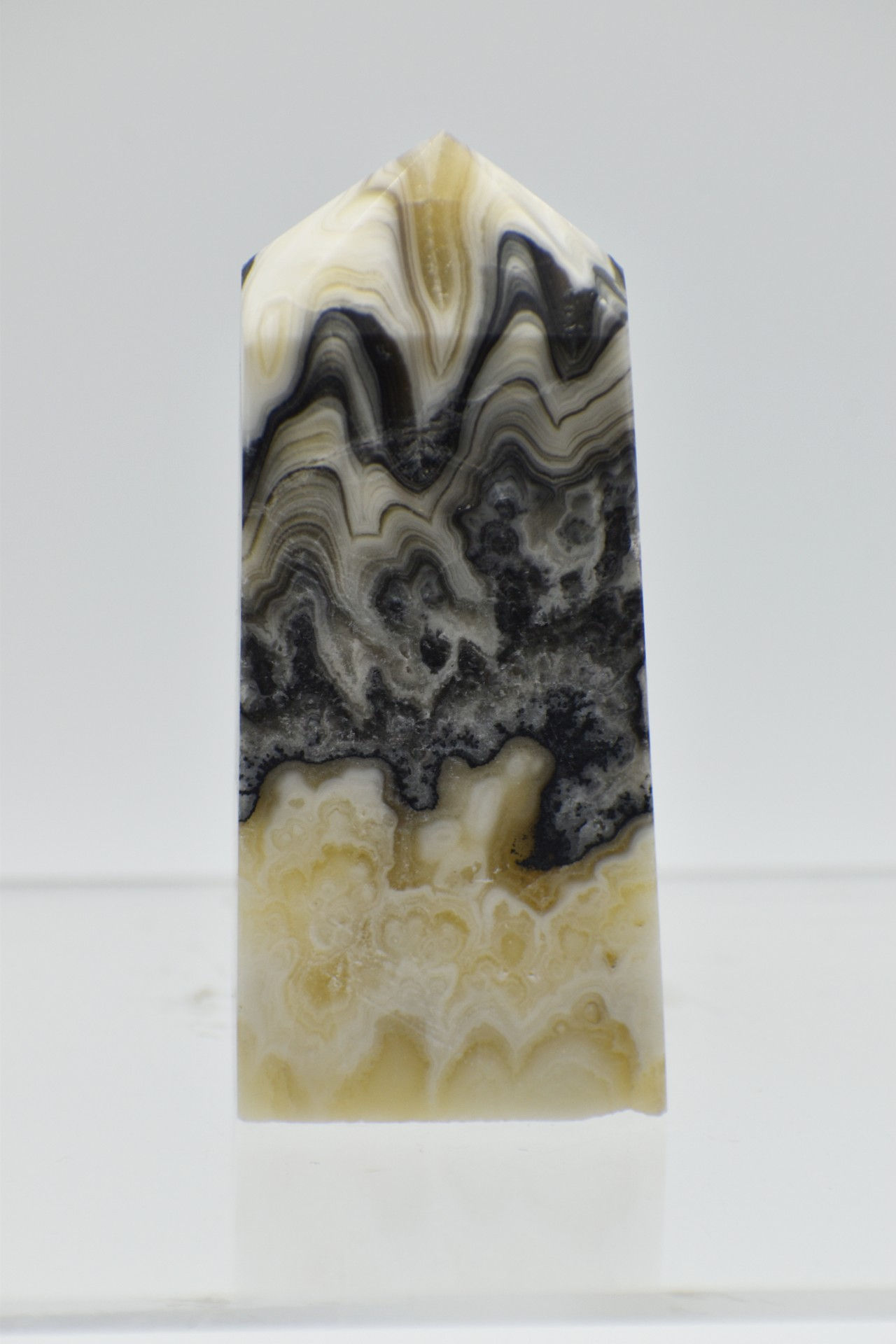 Agate - Black & Cream Swirling Banding - 8cm tower
