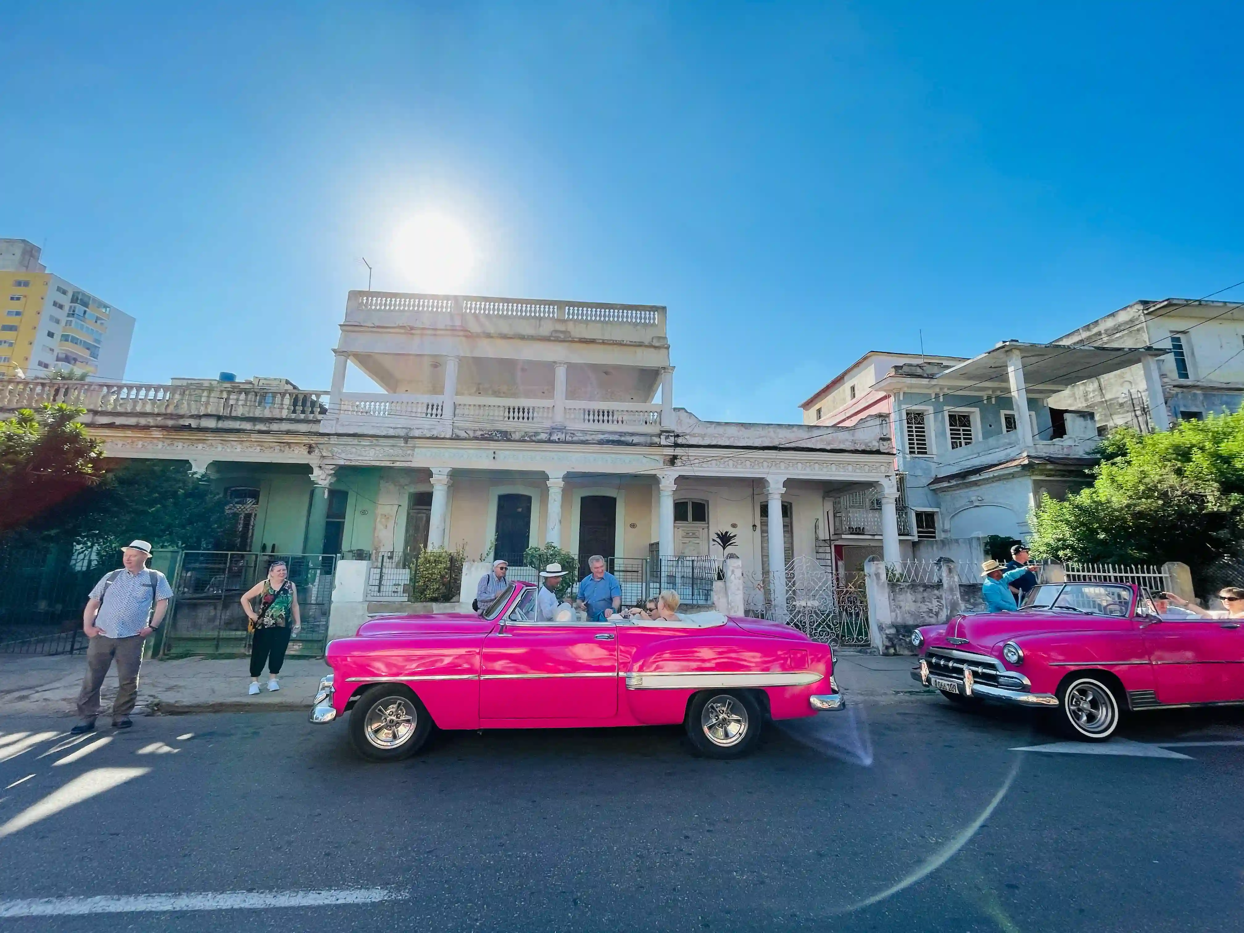 Old cars tour from vedado, Havana with Kubuferdir.webp