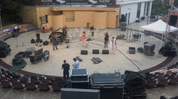 11846311_10207693755411837_749159604_n